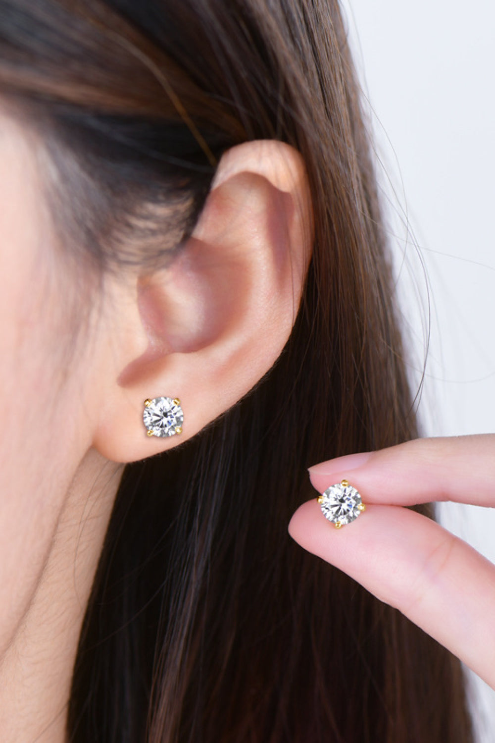 2 Carat Moissanite Round Stud Earrings