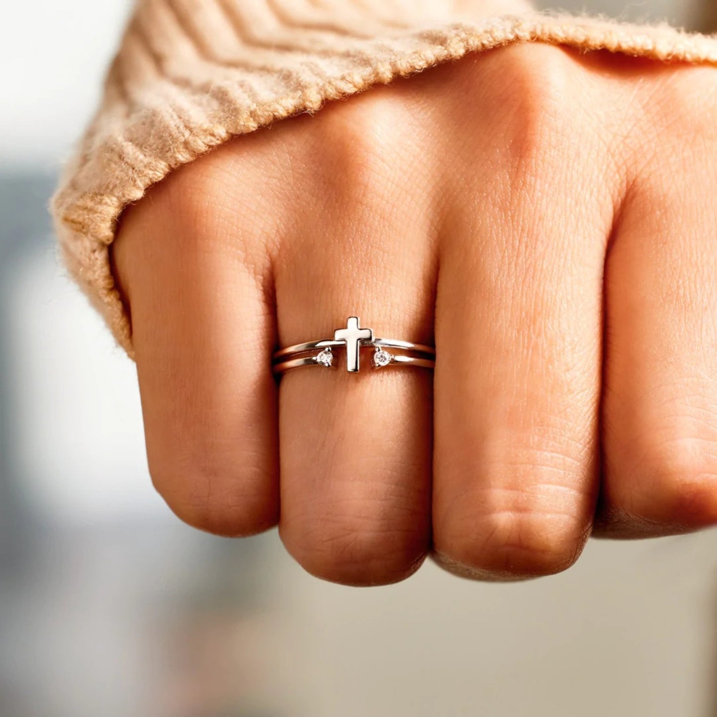 Double Cross Ring