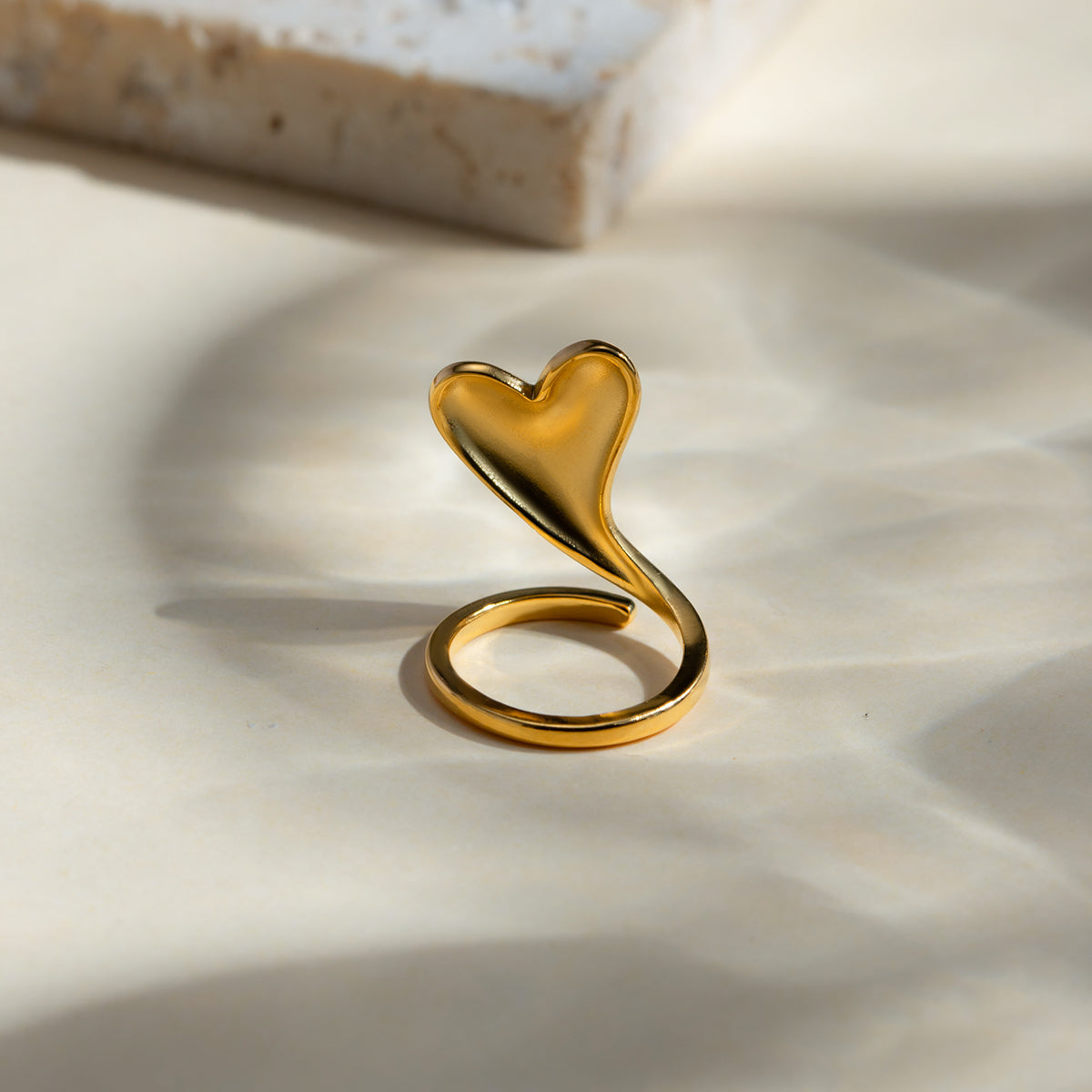 Floating Heart Ring