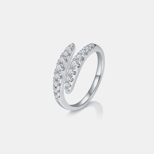 Hug Me Moissanite Ring